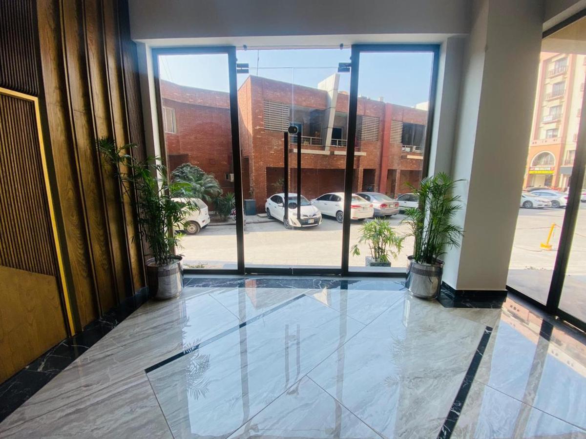 Holidazzle Serviced Apartments Bahria Town Rawalpindi Exterior foto