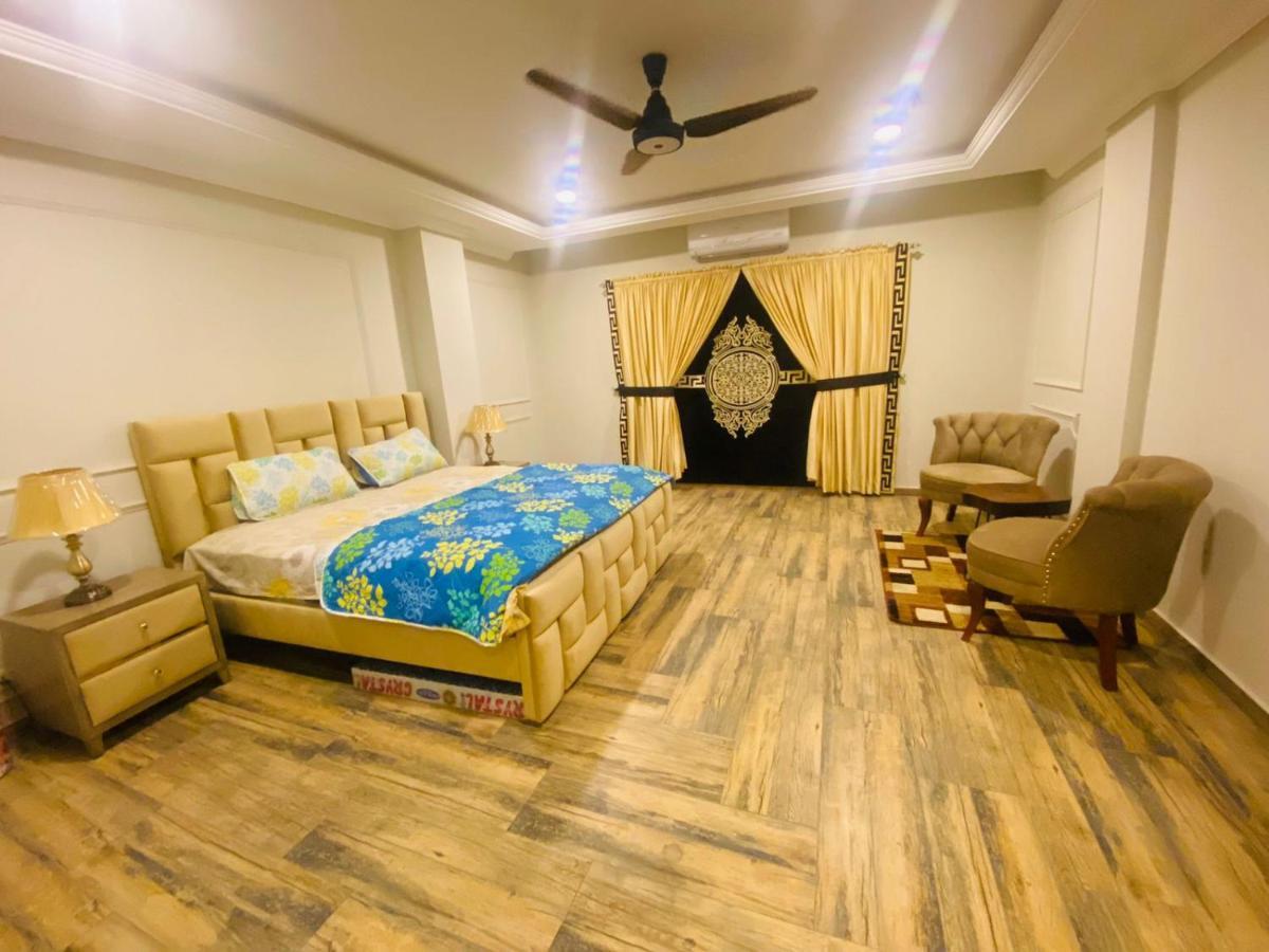 Holidazzle Serviced Apartments Bahria Town Rawalpindi Exterior foto