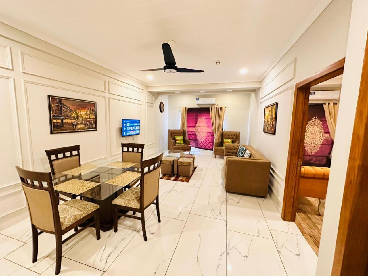 Holidazzle Serviced Apartments Bahria Town Rawalpindi Quarto foto